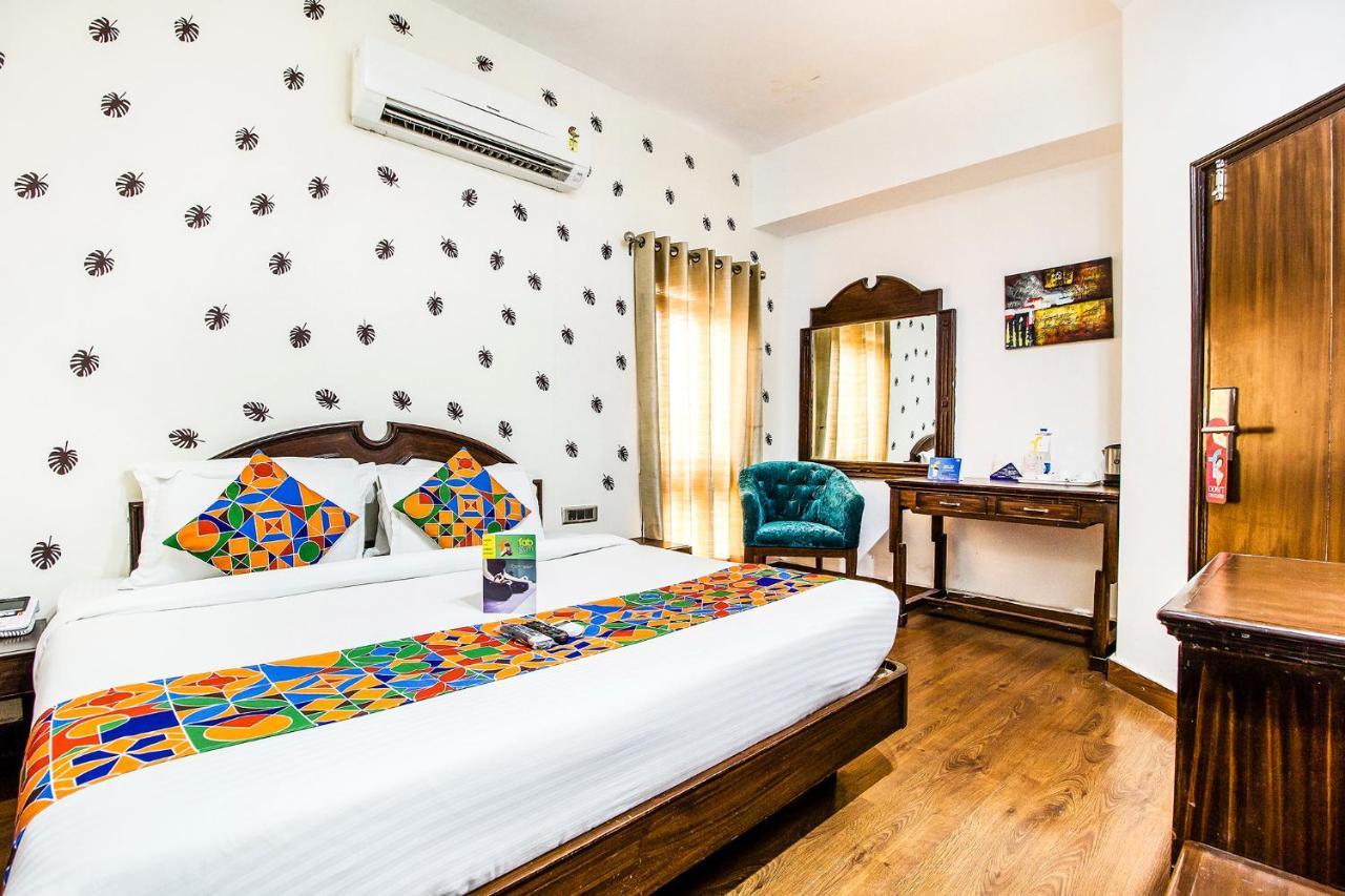 Fabhotel Le Monarque Chandīgarh Extérieur photo