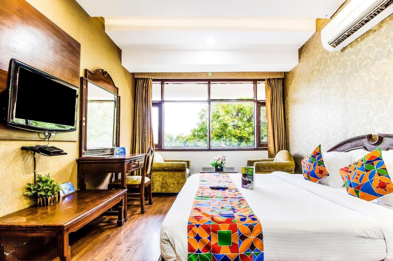 Fabhotel Le Monarque Chandīgarh Extérieur photo