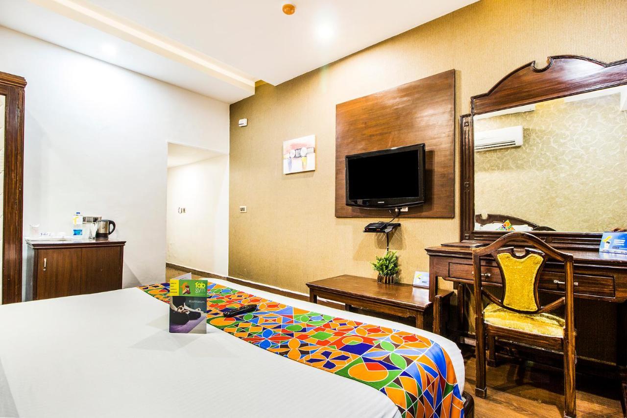 Fabhotel Le Monarque Chandīgarh Extérieur photo