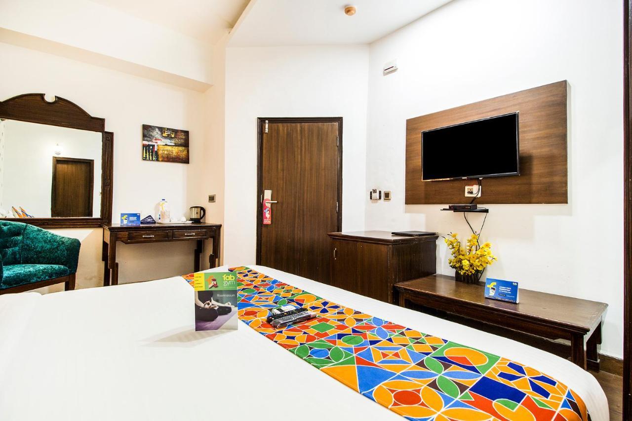 Fabhotel Le Monarque Chandīgarh Extérieur photo
