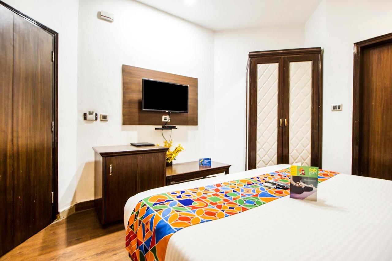 Fabhotel Le Monarque Chandīgarh Extérieur photo