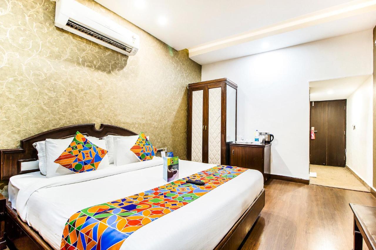 Fabhotel Le Monarque Chandīgarh Extérieur photo
